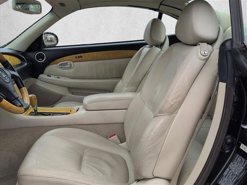 Used 2003 Lexus SC 430 Convertible image 14