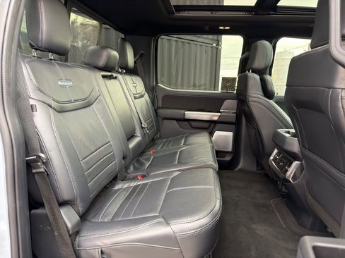 Used 2025 Ford F350 Platinum image 37