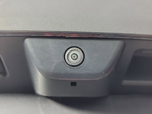 Used 2022 Jeep Grand Cherokee Limited 4xe image 7