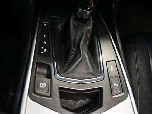 Used 2011 Cadillac SRX Premium image 52