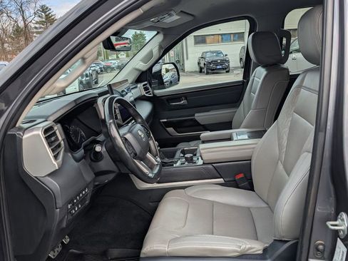 Certified 2022 Toyota Tundra Limited w/ TRD Off-Road Package AWD/4WD image 13