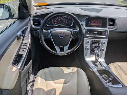Used 2018 Volvo S60 T5 Inscription FWD image 18