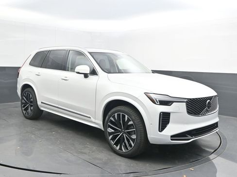 New 2026 Volvo XC90 B6 Ultra w/ Protection Package AWD/4WD image 9