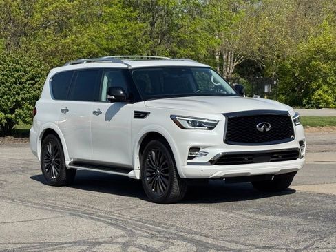 Used 2024 INFINITI QX80 Premium Select w/ Cargo Package AWD/4WD image 1