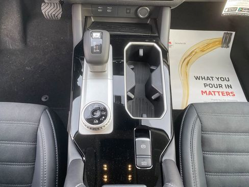 New 2026 Mitsubishi Outlander SE image 22