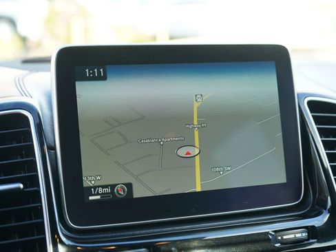 Used 2016 Mercedes-Benz GLE 63 AMG S image 25