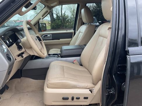 Used 2014 Ford Expedition EL XLT w/ Equipment Group 202A AWD/4WD image 14