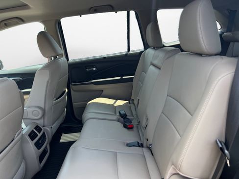 Certified 2022 Honda Pilot Special Edition image 13