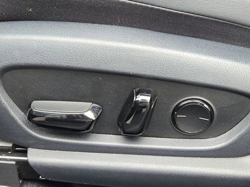 Certified 2025 Lexus ES 300h F Sport w/ Accessory Package (Z2) image 12