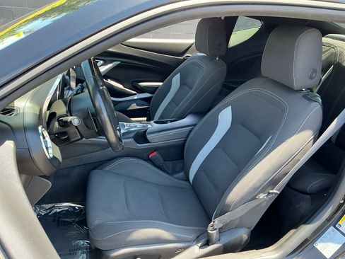 Used 2018 Chevrolet Camaro SS RWD image 18