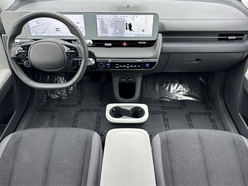 Used 2024 Hyundai Ioniq 5 SE image 15