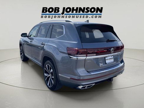 Used 2024 Volkswagen Atlas SEL Premium R-Line image 5