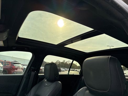 Used 2019 Cadillac XT4 Sport image 9