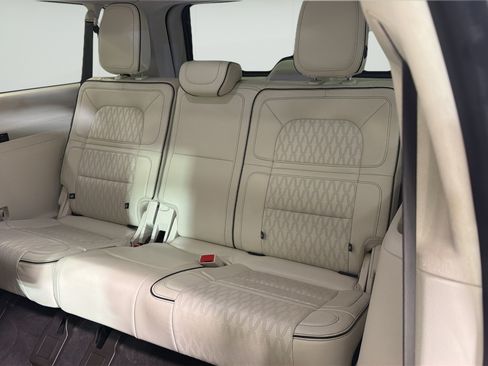Used 2023 Lincoln Navigator L Black Label AWD/4WD image 23