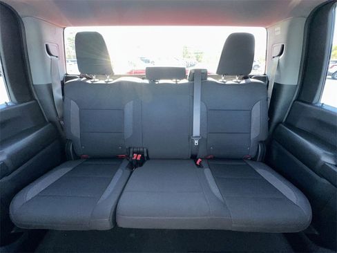 Used 2024 Chevrolet Silverado 2500 Custom w/ Custom Value Package image 21