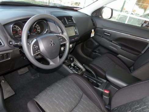 New 2025 Mitsubishi Outlander Sport SE image 11