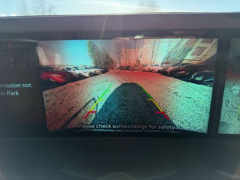 Used 2024 Lincoln Nautilus Reserve image 17