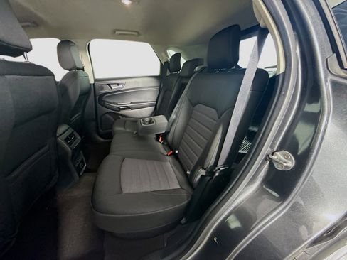 Used 2020 Ford Edge SE AWD/4WD image 25