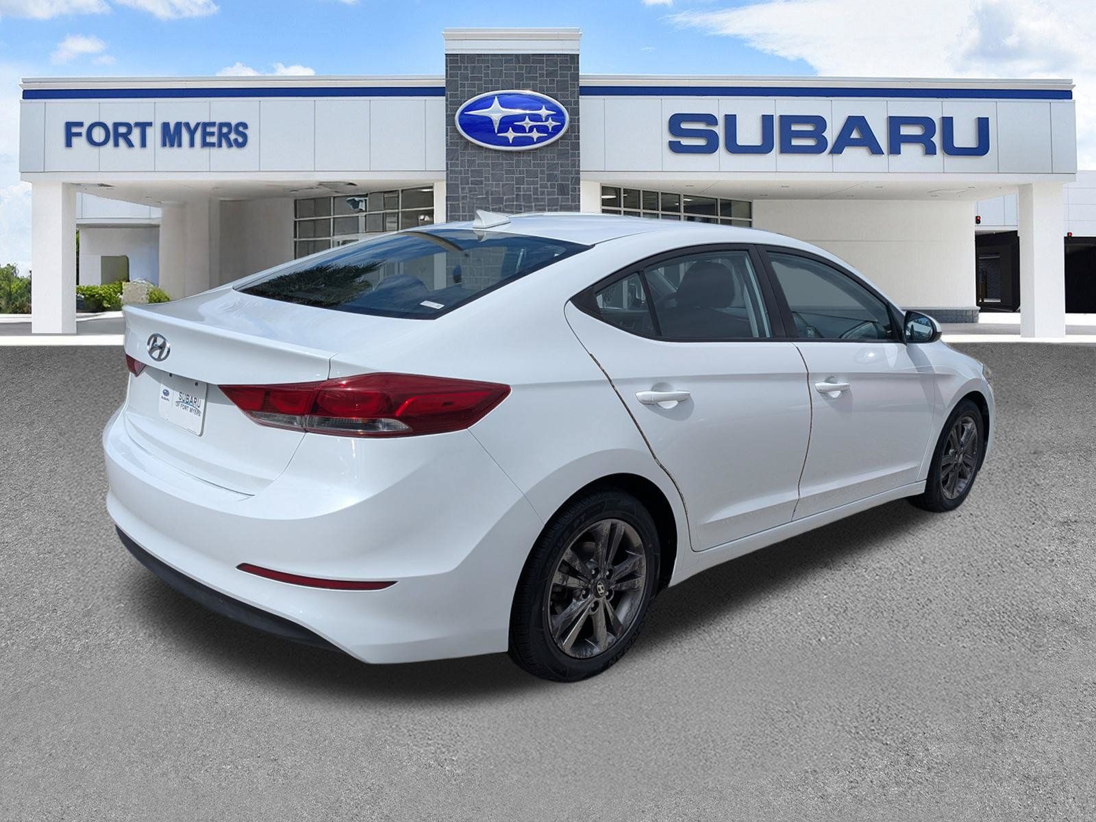 Used 2018 Hyundai Elantra SEL FWD image 4