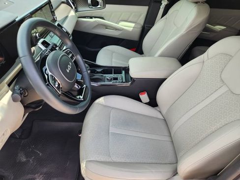 Certified 2023 Kia Sorento SX FWD image 13