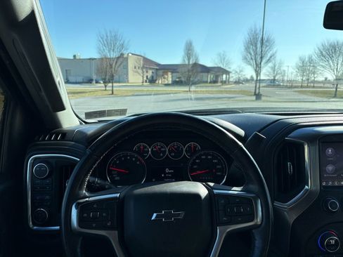 Used 2020 Chevrolet Silverado 1500 RST image 22