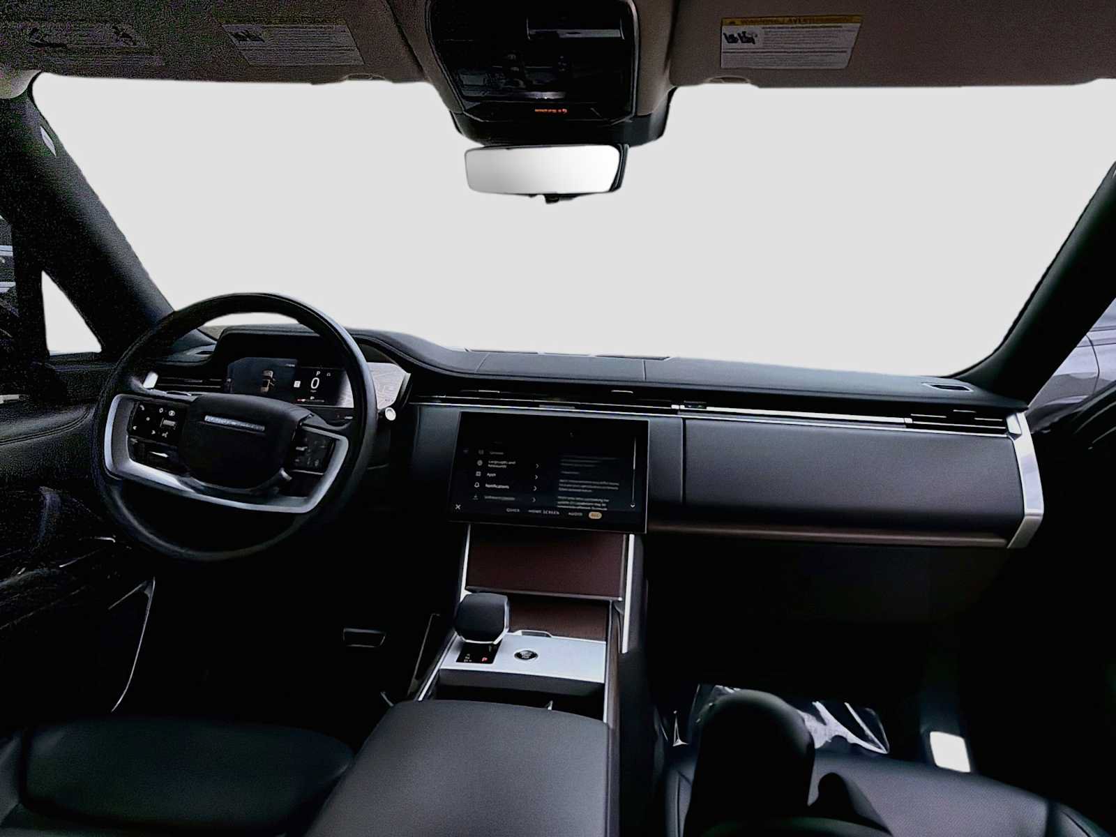 Certified 2024 Land Rover Range Rover SE AWD/4WD image 9