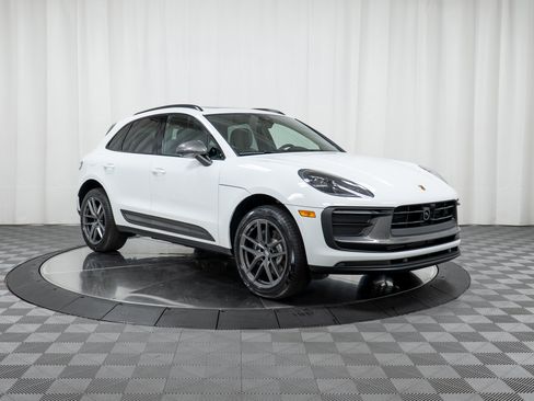 New 2026 Porsche Macan Turbo AWD/4WD image 9