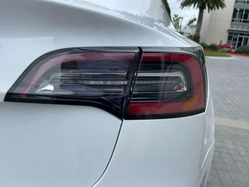 Used 2023 Tesla Model 3 Standard Range image 75