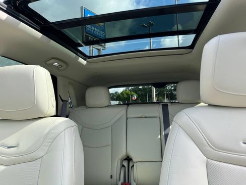 Used 2024 Cadillac XT5 Premium Luxury FWD image 14