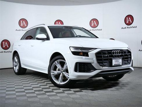 Used 2022 Audi Q8 Premium Plus image 1