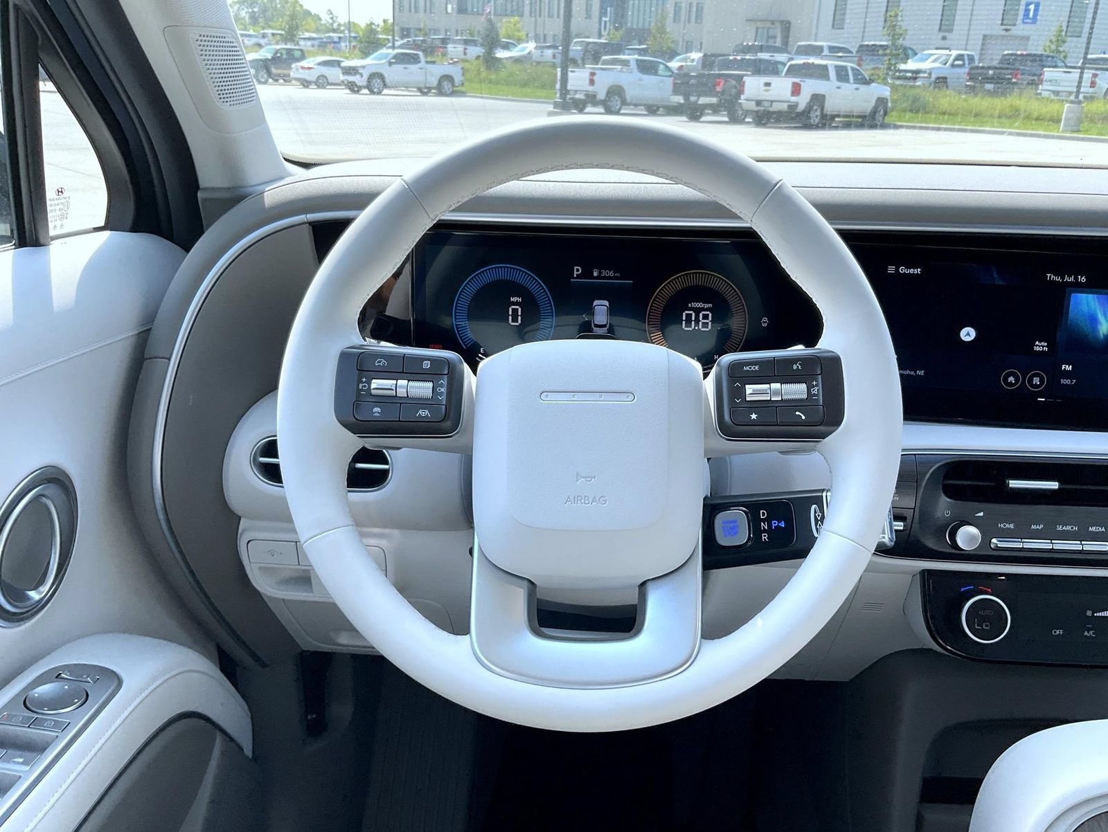 Certified 2026 Hyundai Palisade SE AWD/4WD image 11