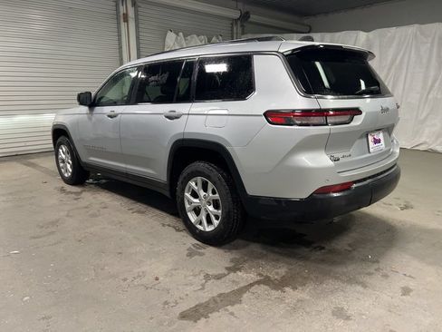 Used 2023 Jeep Grand Cherokee L Limited AWD/4WD image 5