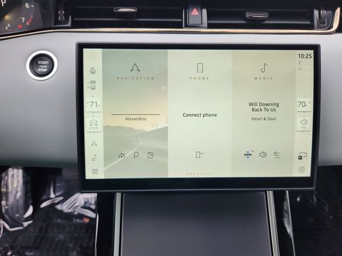 Certified 2026 Land Rover Range Rover Evoque S image 17