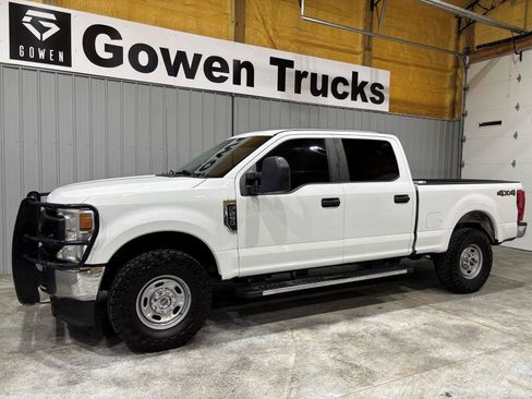 Used 2021 Ford F250 XL w/ Power Equipment Group AWD/4WD image 4
