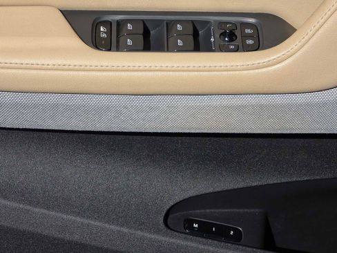 Used 2021 Polestar Polestar 2 image 27