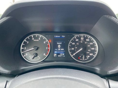 Used 2025 Nissan Sentra S FWD image 15