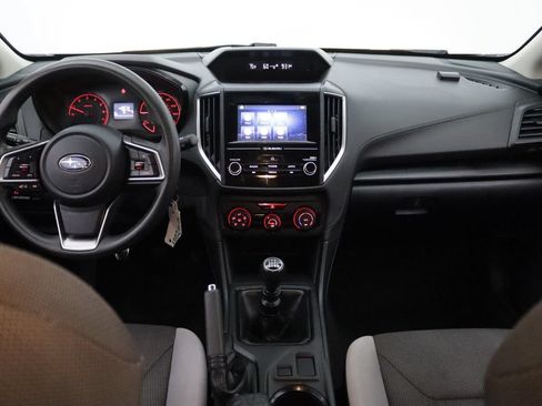 Used 2019 Subaru Crosstrek 2.0i AWD/4WD image 23