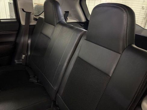 Used 2017 Jeep Compass Latitude AWD/4WD image 21