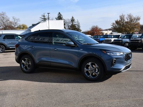 New 2026 Ford Escape ST-Line Select w/ Tech Pack #2 image 8