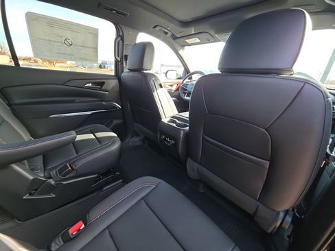 New 2026 Chevrolet Traverse Z71 w/ Driver Confidence Package image 19