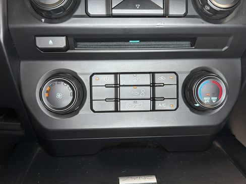Used 2018 Ford F150 XL w/ Equipment Group 101A Mid AWD/4WD image 28