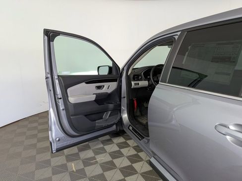 New 2025 Honda Pilot EX-L image 13
