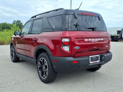 Used 2025 Ford Bronco Sport Outer Banks w/ Outer Banks Tech Package+ AWD/4WD image 6