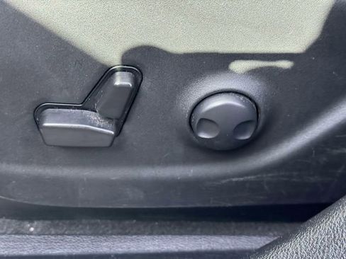 Used 2023 Jeep Cherokee Altitude Lux image 24