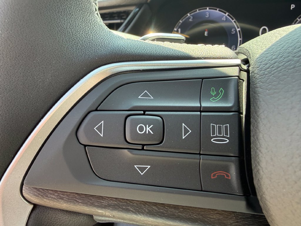 New 2026 Jeep Grand Cherokee Limited w/ Limited Altitude Package AWD/4WD image 18