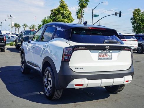 New 2026 Nissan Kicks SV image 5