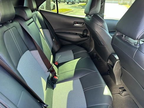 Used 2022 Toyota Corolla XSE FWD image 21