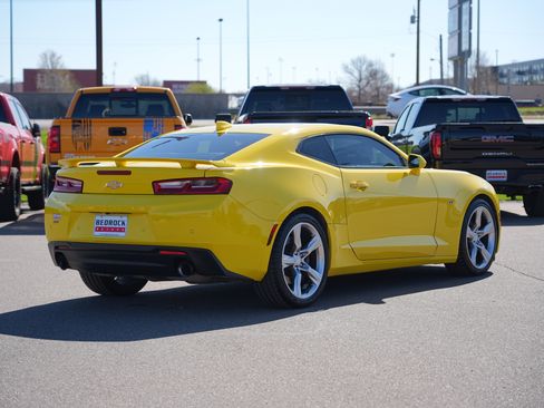 Used 2017 Chevrolet Camaro SS RWD image 3