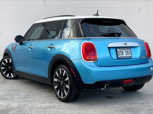Used 2015 MINI Cooper 4-Door Hardtop FWD image 4