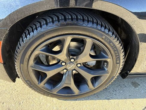 Used 2022 Chrysler 300 S RWD image 13